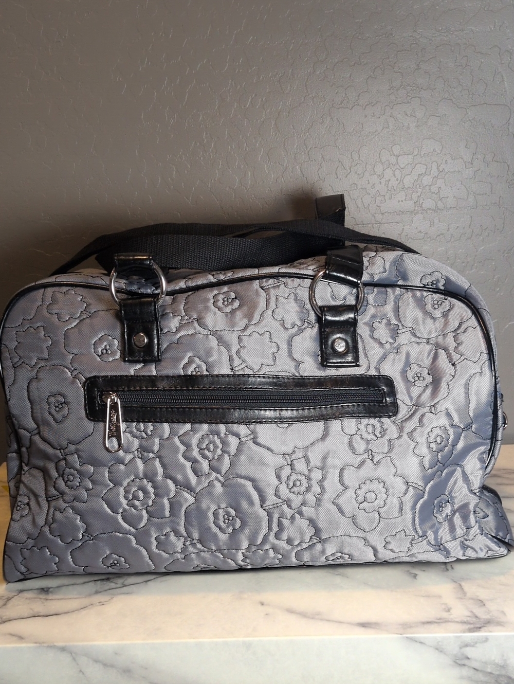 thirty-one Grey Quilted Poppy City Weekender Tote w/ Bonus Shoulder Strap